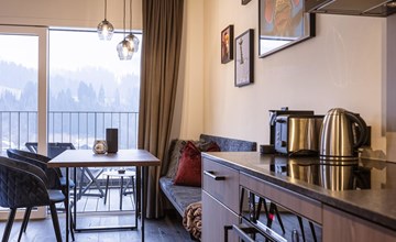 Studio mit Balkon 2