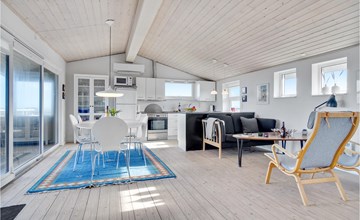 2 bedroom amazing home in Hjørring 2