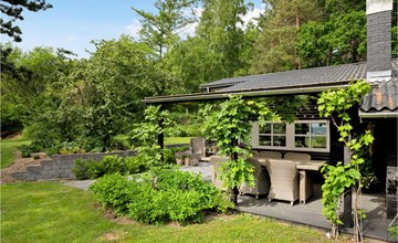 4 bedroom amazing home in Knebel 2