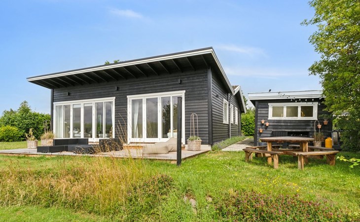 "Eero" - 175m to the fjord 1