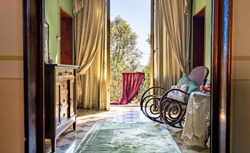 Villa mit Garten und privatem Pool 2