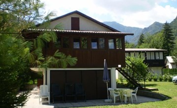 Freistehendes Haus mit Veranda mit Seeblick 2
