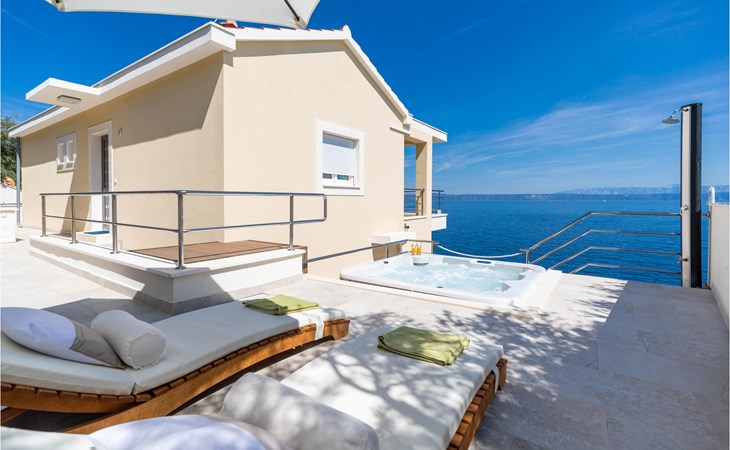 Beautiful home in Blato with WiFi 1