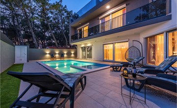 Villa Karlo 2