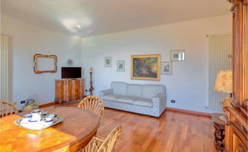 Beautiful home in Recco with kitchen 3