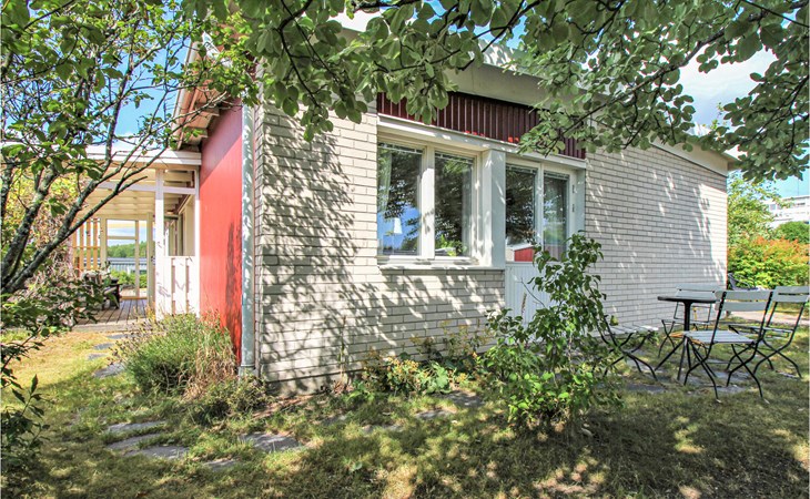 Nice home in Alnö with kitchen 1