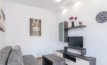 Gorgeous apartment in Blace with WiFi 3