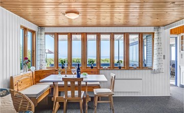 Lovely home in Allingåbro with kitchen 3