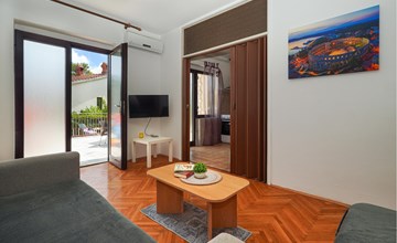 Awesome apartment in Rijeka with WiFi 3