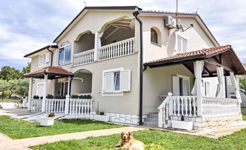 Klimatisierte Wohnung in Valica mit Großem Garte 3