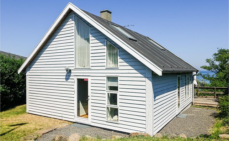 2 bedroom pet friendly home in Allinge 1
