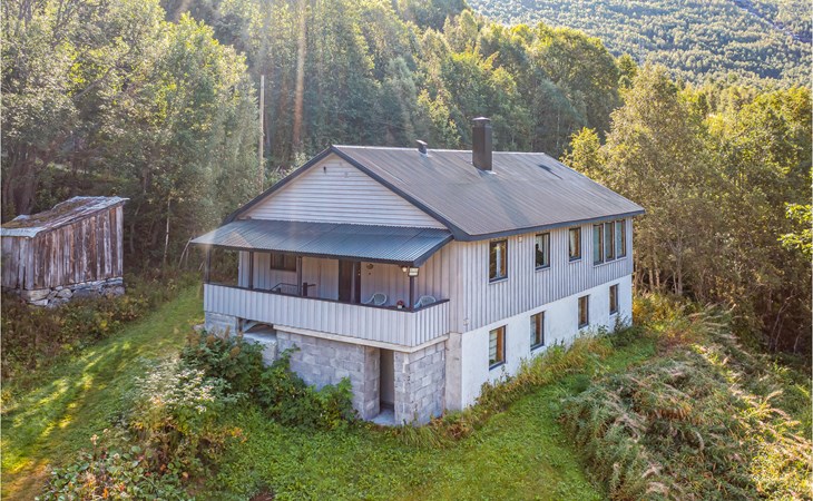 Beautiful home in Jostedal with kitchen 1