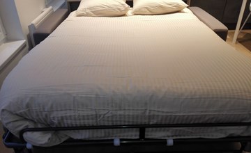 T2 Helle Stadtzentrum Voltaire Zimmer Hof 3