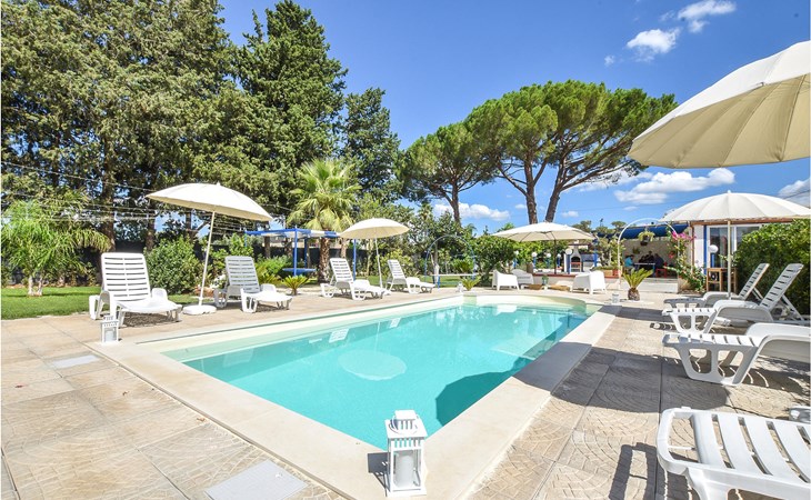 Beautiful home in Chiaramonte Gulfi 1