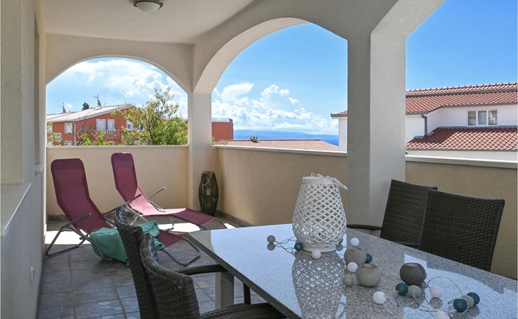 Awesome apartment in Okrug Gornji 1