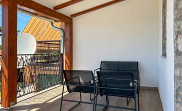 2 bedroom gorgeous home in Sisan 2