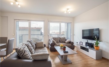 Stunning apartment in Podstrana 2