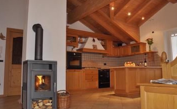 Elegantes und geräumiges Dachgeschosszimmer in den Dolomiten 1