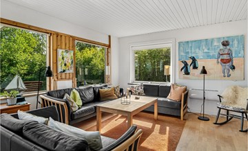 Lovely home in Knebel with WiFi 3