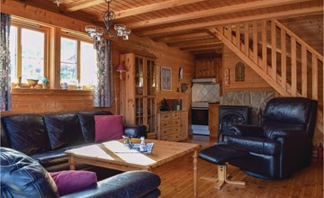 Cozy home in ølensvåg with WiFi 3