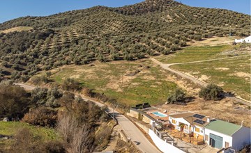 Amazing home in Iznájar 2