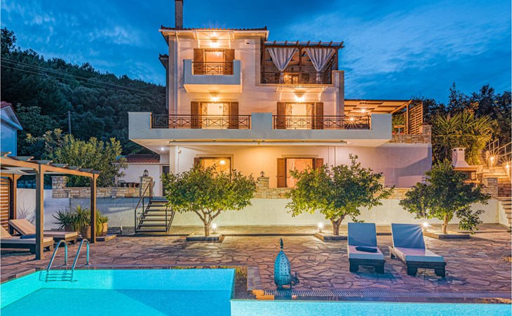 Amazing home in Kokari 1
