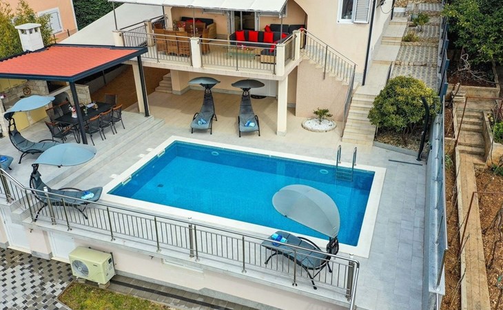Villa Urban in Trogir mit privatem beheiztem Pool 1