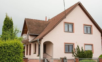 Wohnung mit Garten, Grill und Gemeinschaftspool 2