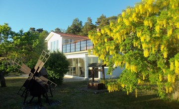 Freistehende Strandvilla mit großem Balkon 2