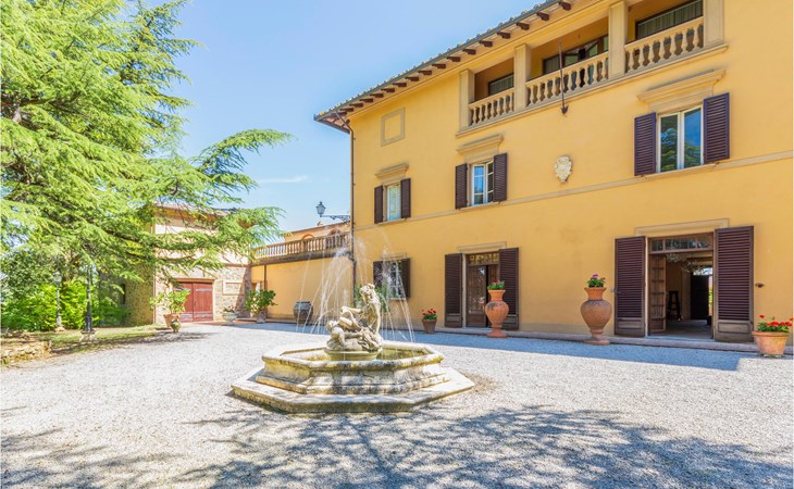 Villa Pieve, Lucignano 1