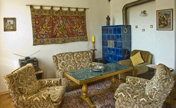 mit Pool und überdachtem Balkon 3