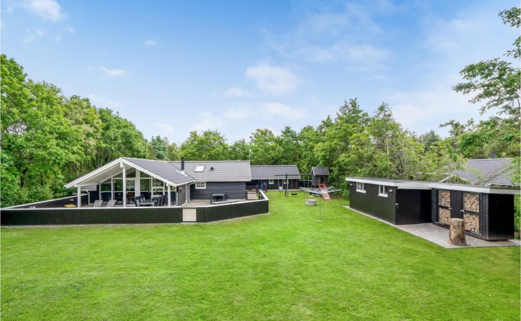 Awesome home in Oksbøl with sauna 1