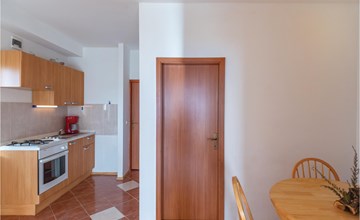 Pet friendly apartment in Zivogosce 3