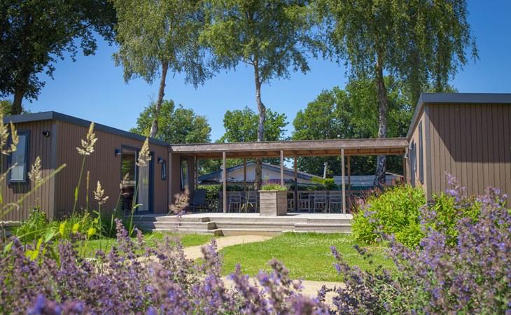 Familienlodge für 6 + 6 Personen 1