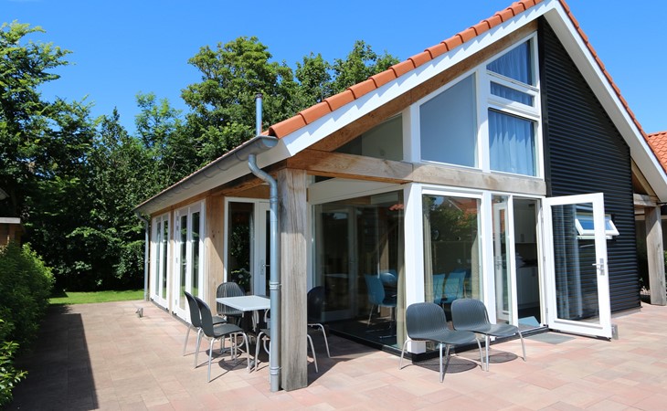 Westerduyn 2 luxury villa in top location near beach and sea 1