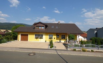 Komfortable Ferienwohnung mit Garten und Grill 2