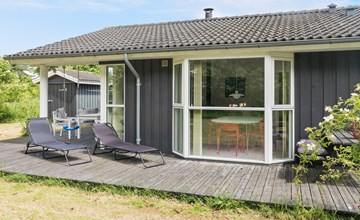 Amazing home in Væggerløse with WiFi 2