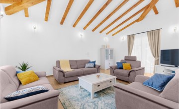 Villa LaDora 2