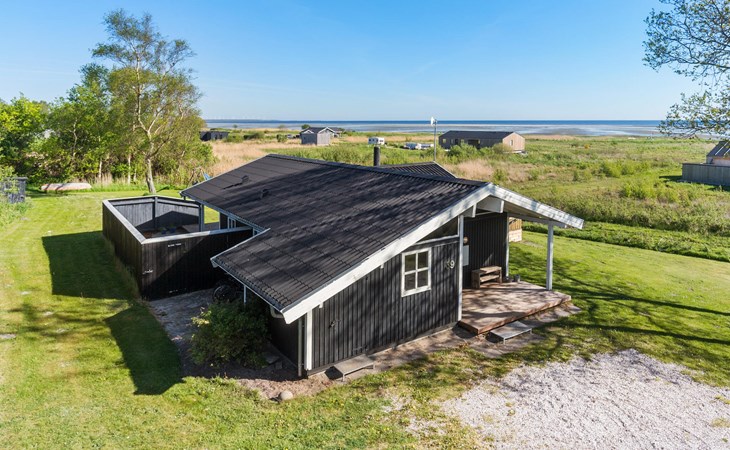 4 bedroom awesome home in ørsted 1
