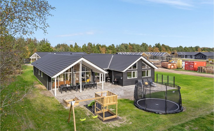 Lovely home in Nørre Nebel with sauna 1