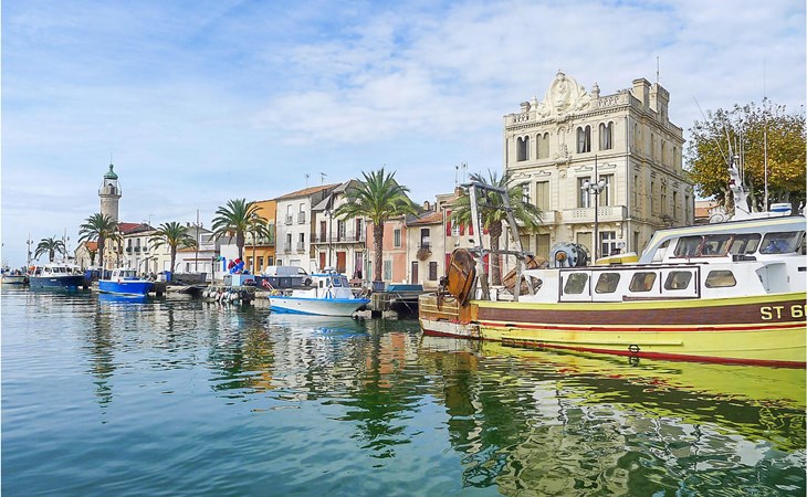 2 bedroom amazing home in Aigues-Mortes 1