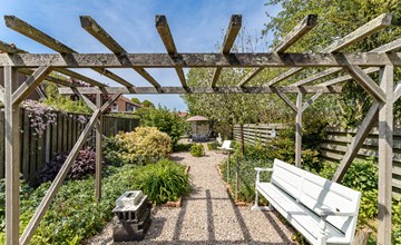 Holiday home Vrouwenpolder | bright modern house with large garden for 4 people | Schoolstraat 6A 2