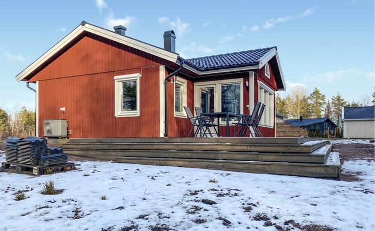 2 bedroom stunning home in Mönsterås 1