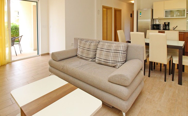 Wohnung in Baška mit Eigener Terrasse 1