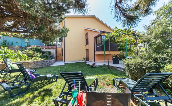 Nice apartment in Labin 1