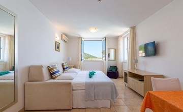 Awesome apartment in Vinjerac with WiFi 2
