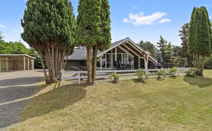 "Dedo" - 300m from the sea in Djursland and Mols 1