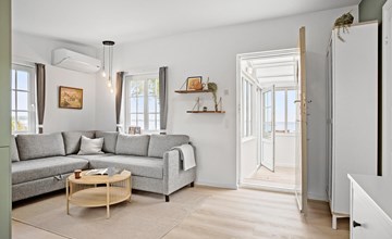 Beach front home in Sjølund 3