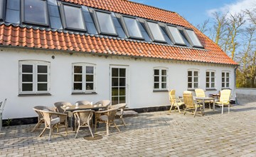Cozy home in Humble with WiFi 3