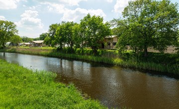 Treehouse tent at the Regge with private sanitary facilities | 6 pers. 2